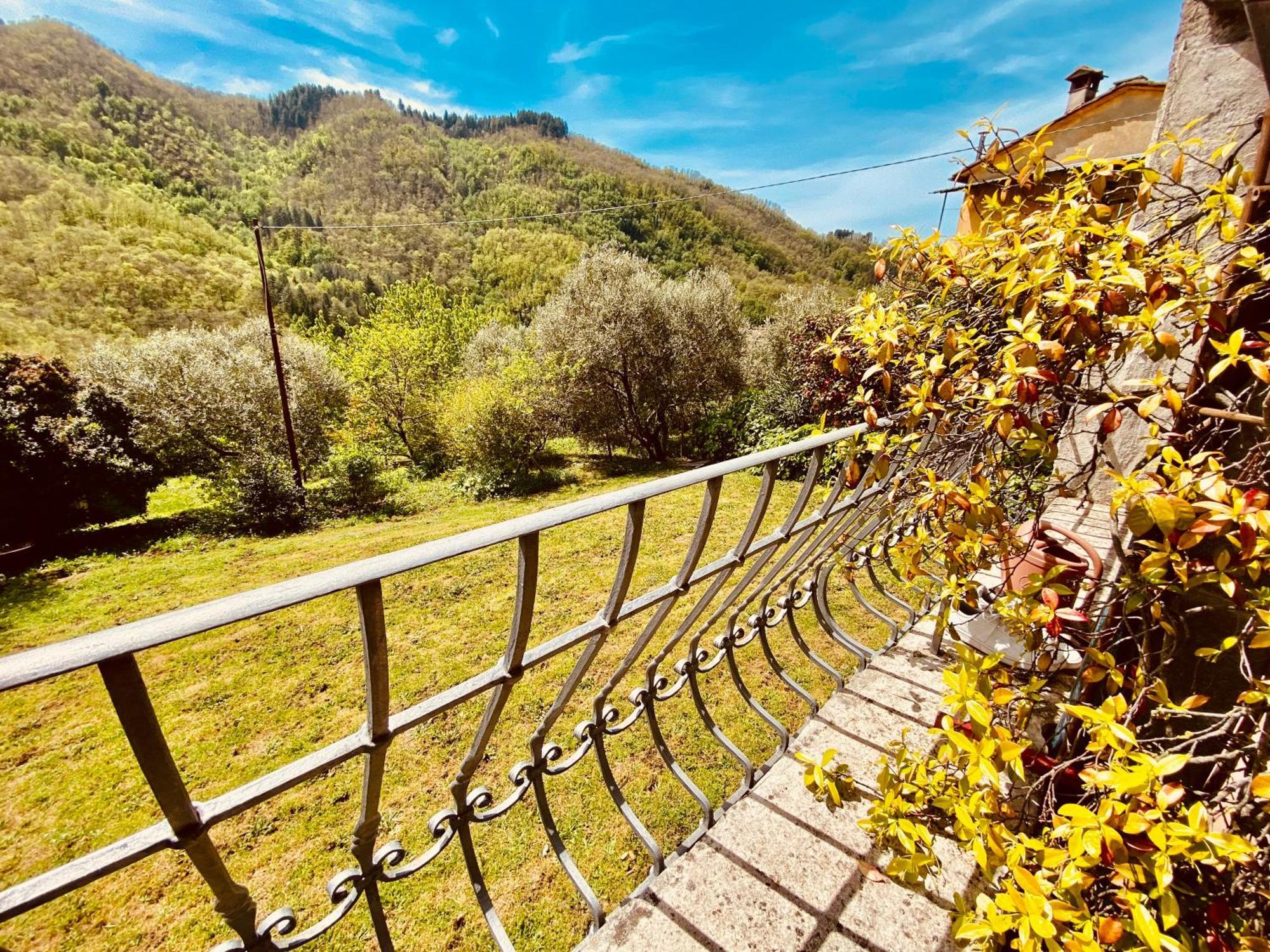 La Vista Dal Civico 26 Villa Bagni di Lucca Eksteriør billede